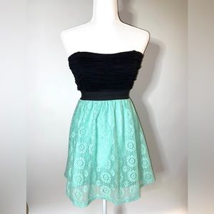 LunaChix Seafoam Green Lace Stretch Dress Medium